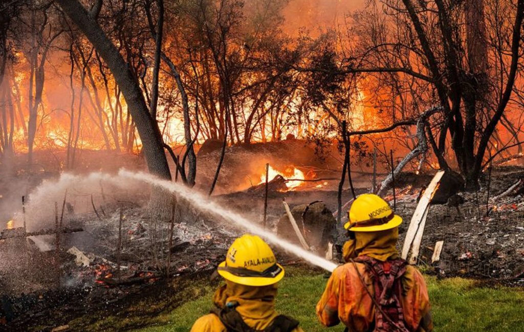 Thousands of Firefighters Battle Massive Northern California