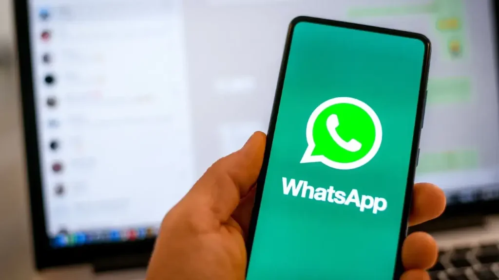 New WhatsApp Scam Alert Users Warned of Group Chat Infiltration