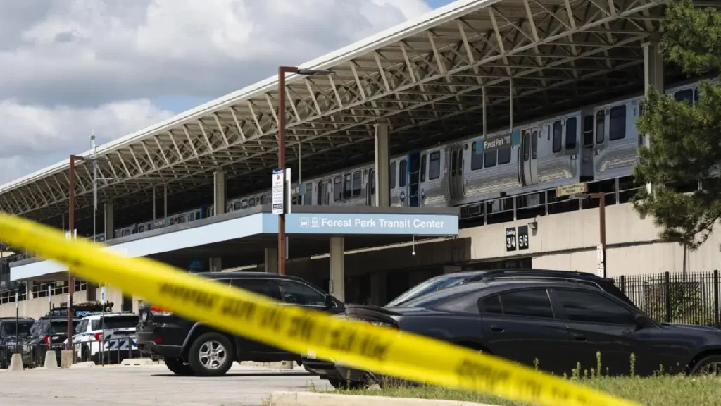 Four Killed in Chicago Train Shooting Suspect Apprehended