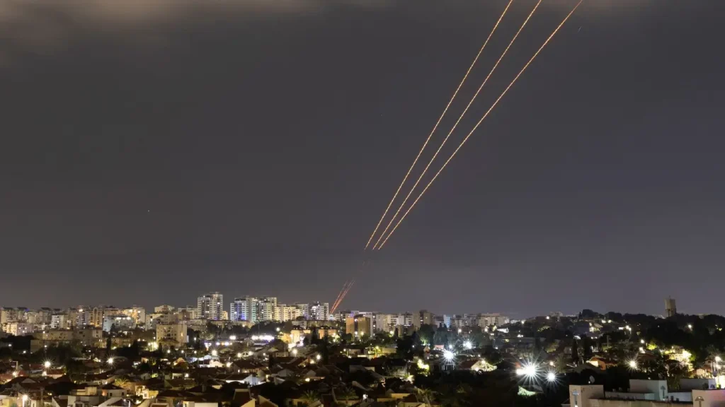 Missile attack on Israel, Iranian missile strike on Israel, IDF intercepts missiles, escalating tensions in the Middle East, missile defense systems in Israel