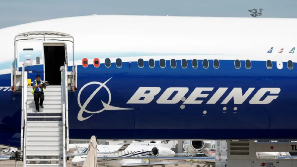 Boeing workers vote to end strike