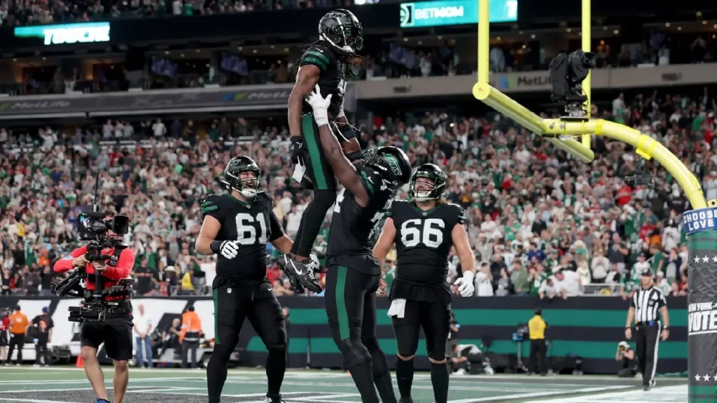 Garrett Wilson's one-handed touchdown catch against Texans.