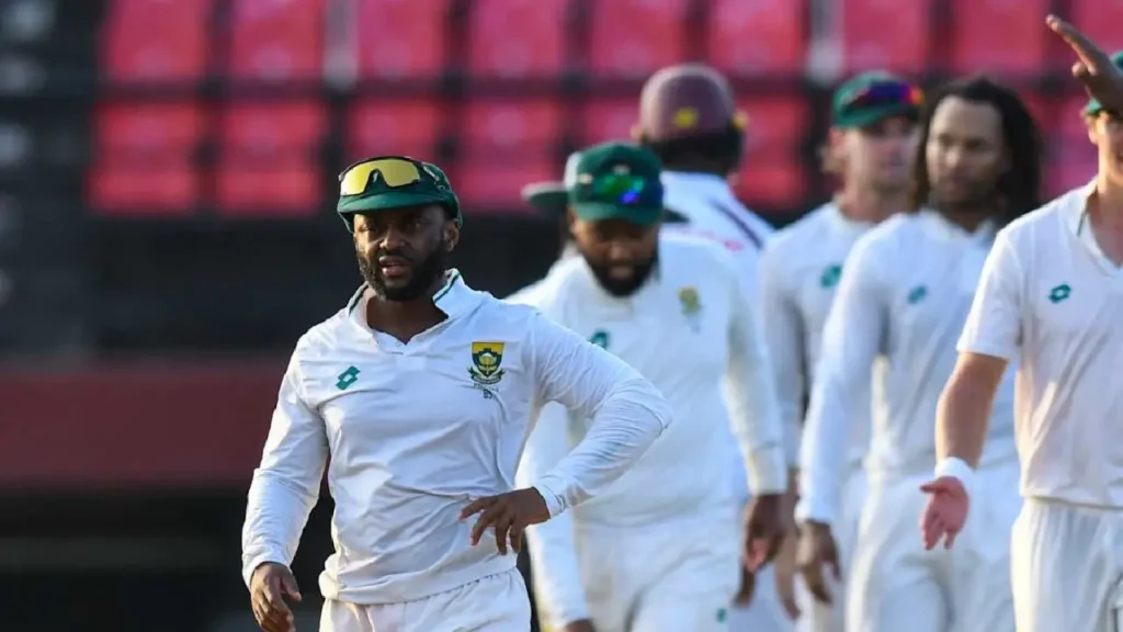 "South African cricket team celebrating WTC qualification" "Jonty Rhodes sharing his thoughts on WTC final" "Proteas team players during a Test match in Centurion